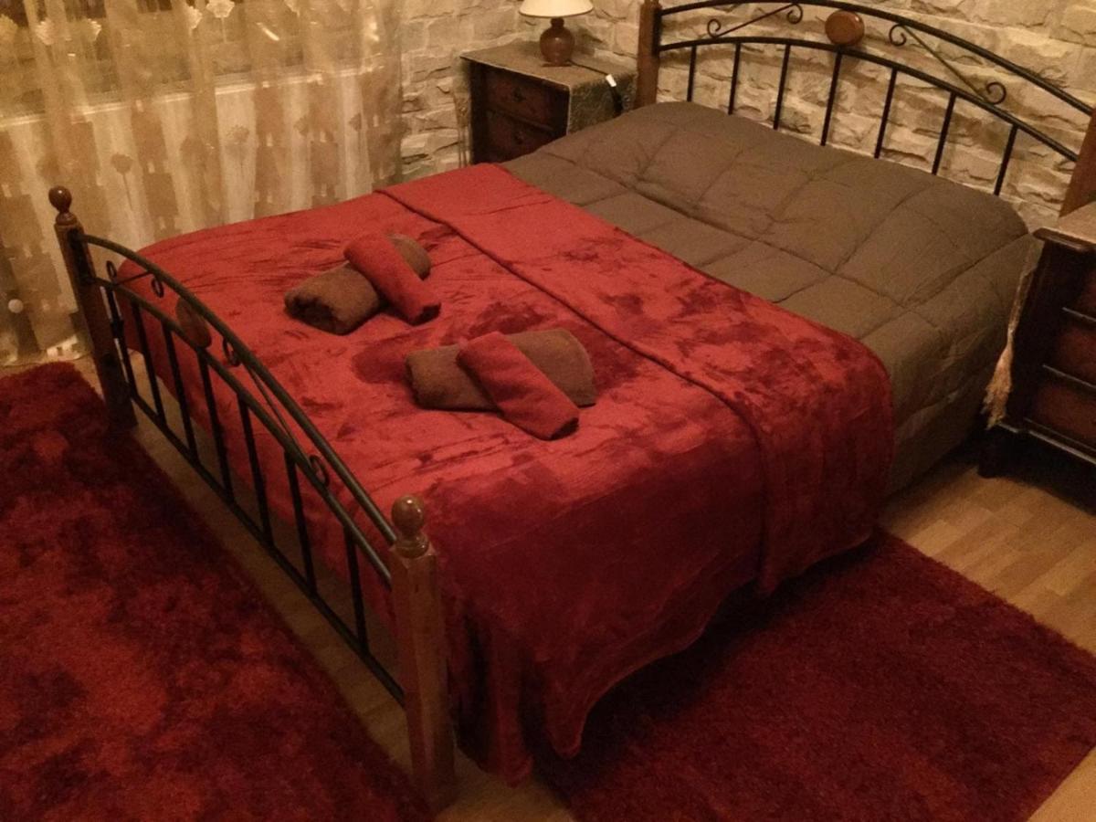 The Love Holiday House Tris Elies Экстерьер фото