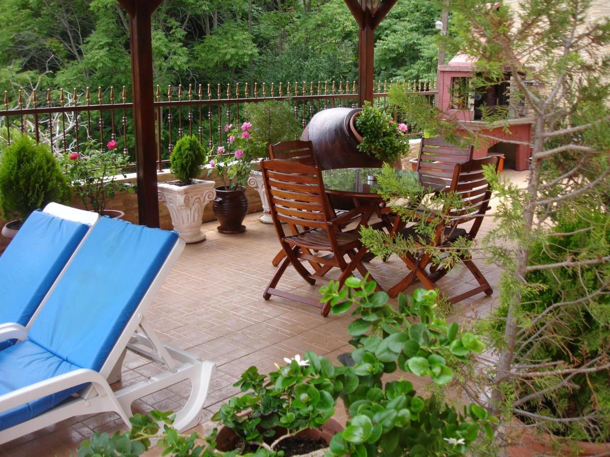 The Love Holiday House Tris Elies Экстерьер фото