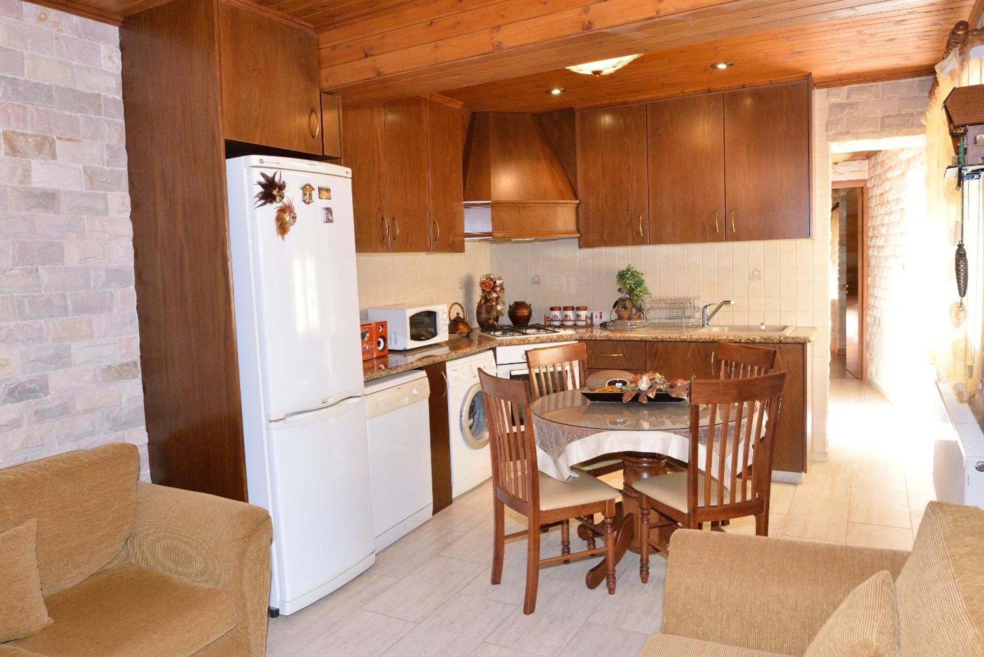 The Love Holiday House Tris Elies Экстерьер фото